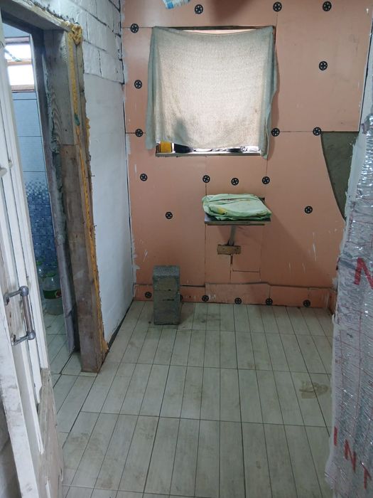 продам 2 этажный дом