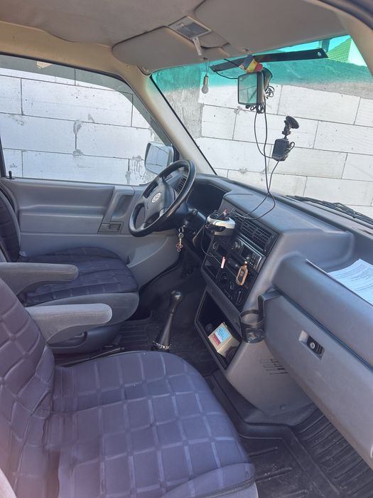 De vanzare!wv t4din 2003,motor 2.5 acv