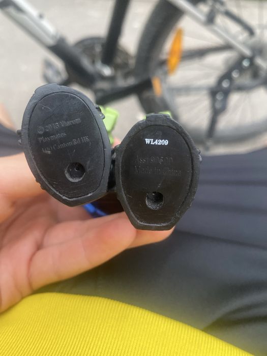 фигурка лео,орига с очками