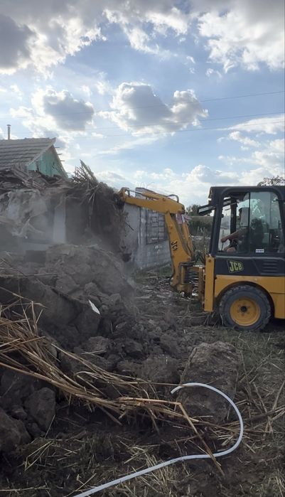 Demolari Sapaturi Santuri Transport Moloz TULCEA