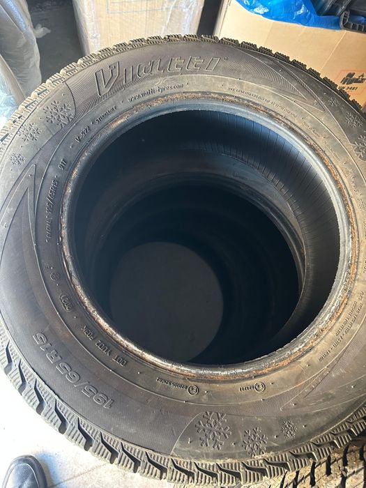 Шины 195х65р15,,