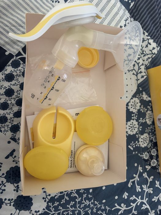 Молокоотсос Medela