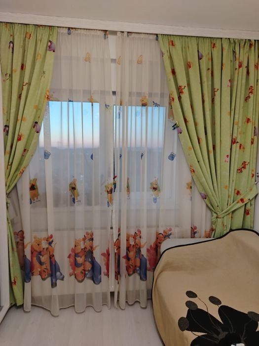 Perdele cu draperii in set