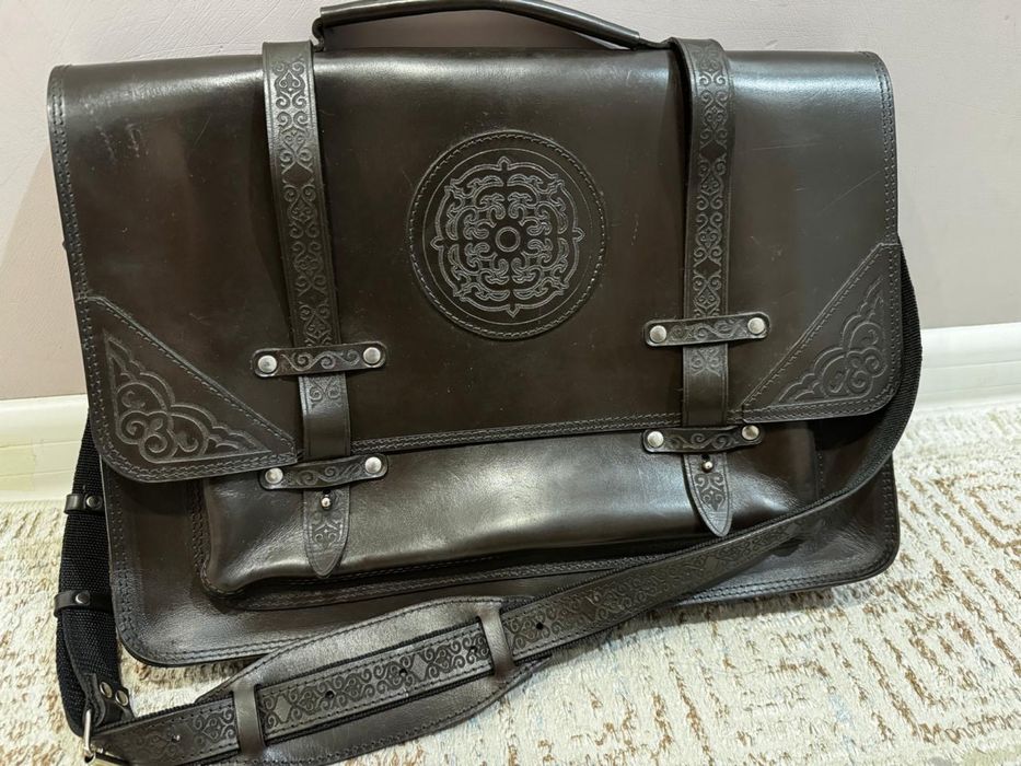 Портфель мужской