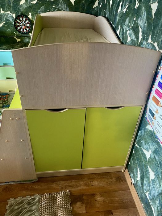 Кровать-чердак, детская кровать