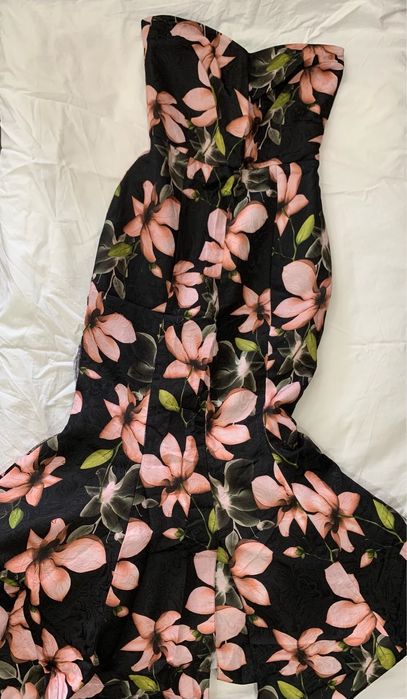 Продам несколько платьев