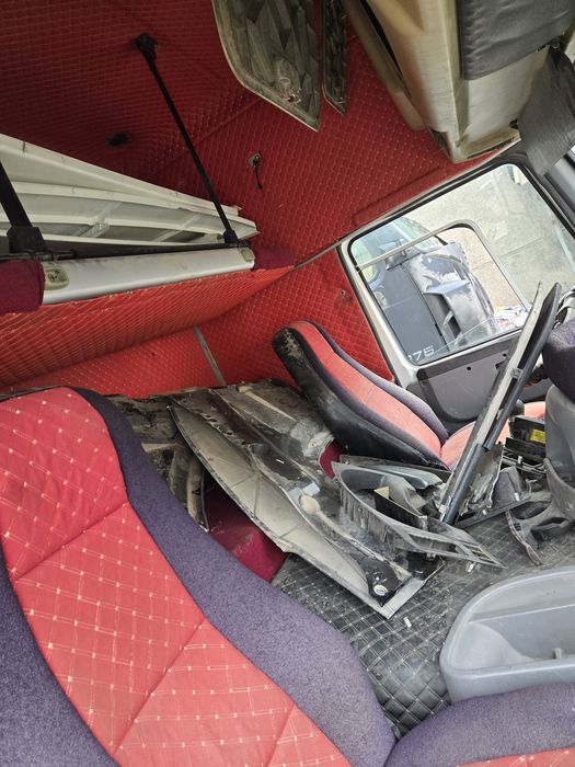 Howo кабина сотилади.