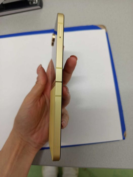 Samsung Zflip 6 като нов