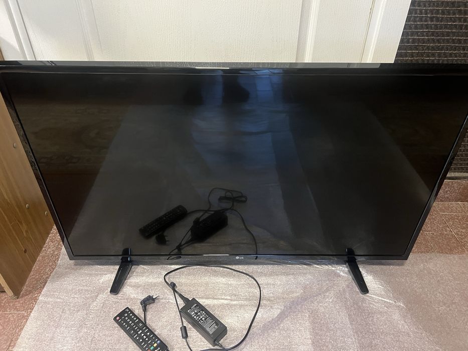 Телевизор LG 43 LH510V