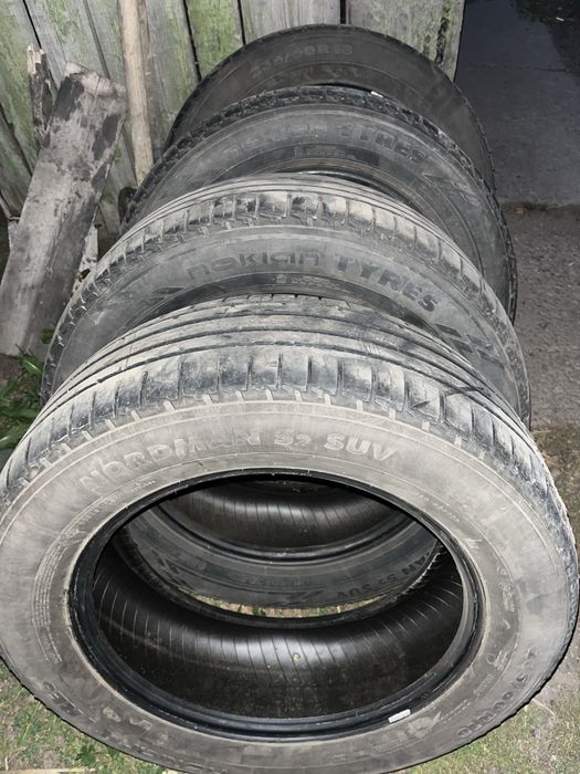 Продам 4 покрышки r18