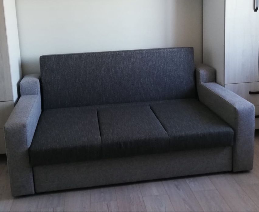 Canapea extensibila.