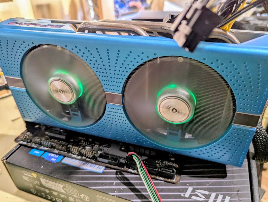 Placa video gaming RX 580 cu 8GB Sapphire Nitro Plus Special Edition