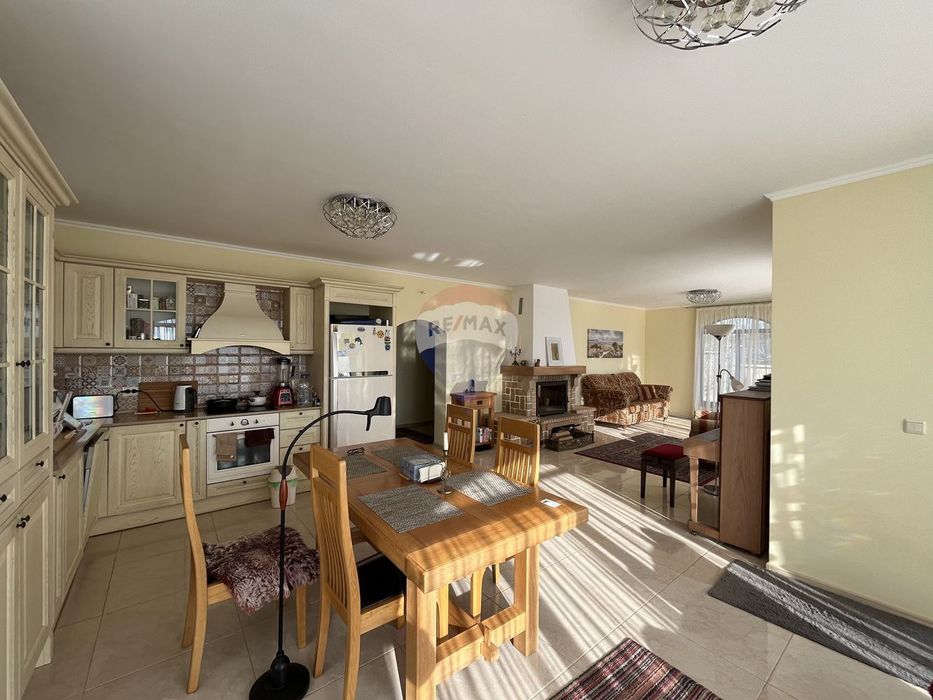 Продава се Къща в с. Близнаци, Област Варна - 236 кв.м за 757 €/кв.м - Снимка #6