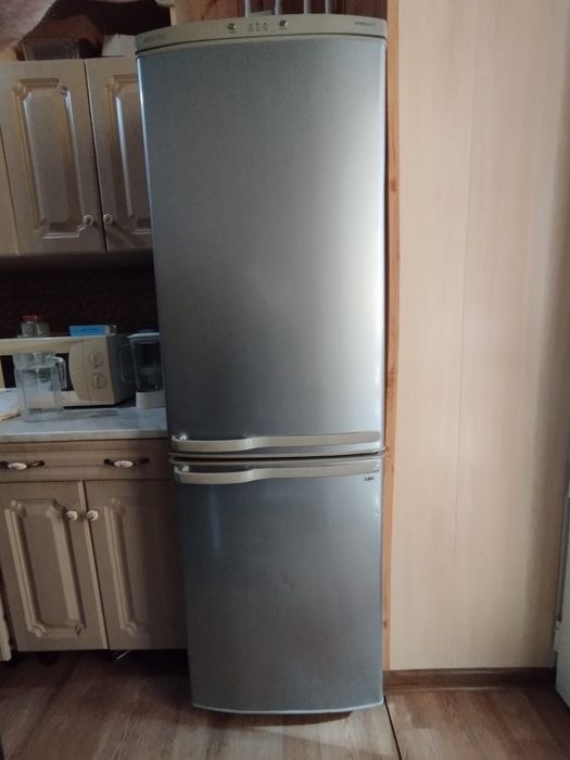 Холодильник Самсунг