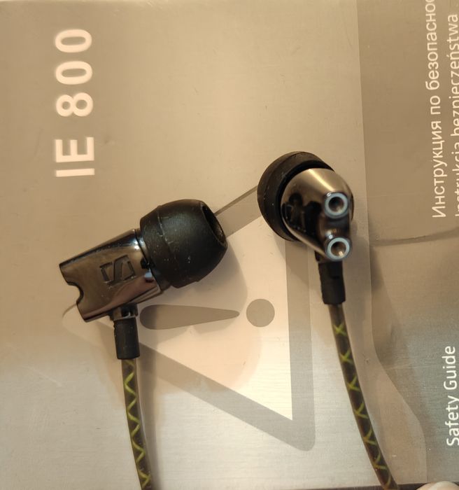 Replici căști Sennheiser IE 800
