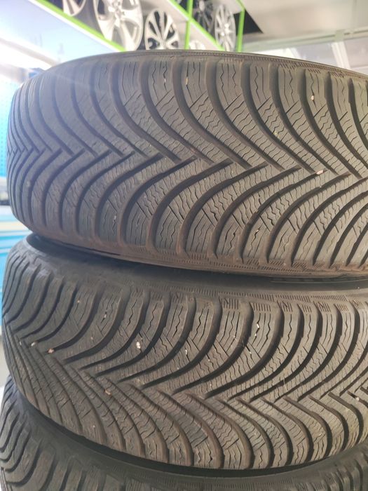 2 бр зимни 205/60/16 michelin Alpin 5 Дот 18г