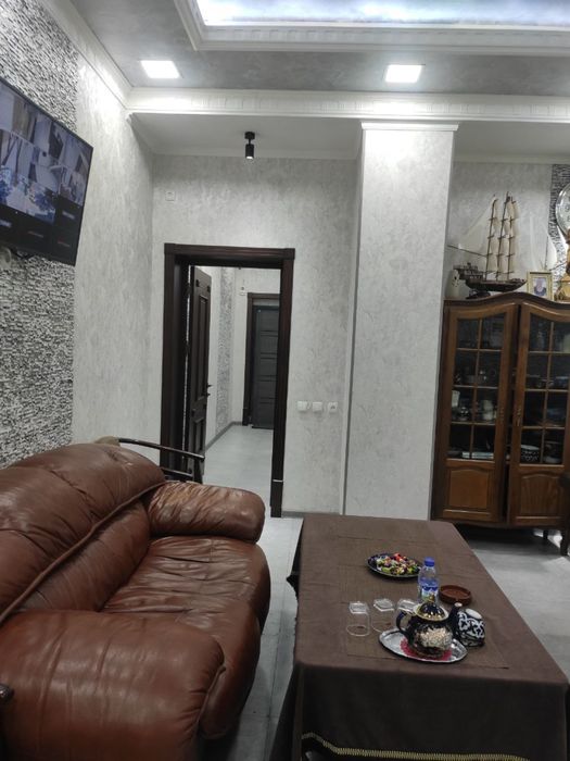 Меблированный Офис метро Хамза