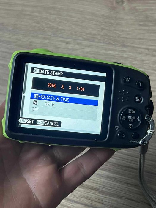 FUJIFILM FINEPIX XP90 aparat foto rezistent socuri/apa,printeaza data