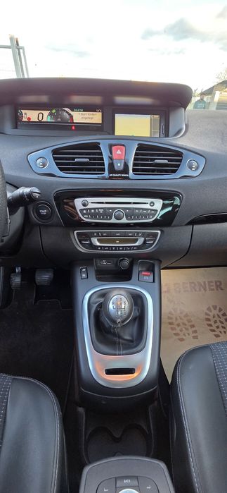 Renault  Scenic  BOSE