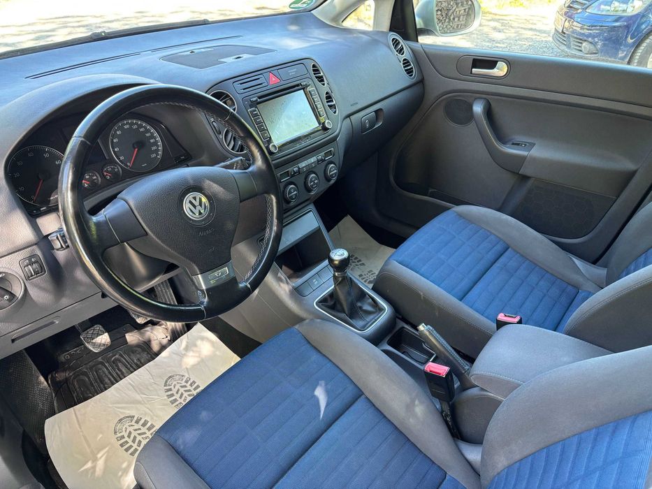 Volkswagen Golf 5 Plus 1.6 Benzina* 105.000 KM Reali