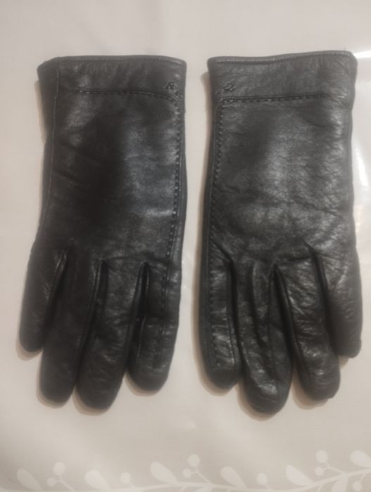 Перчатки женские