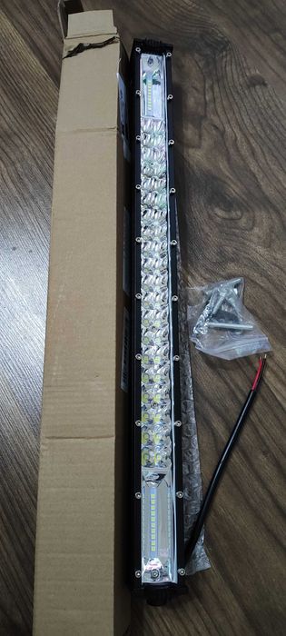 Мощен LED bar 140
