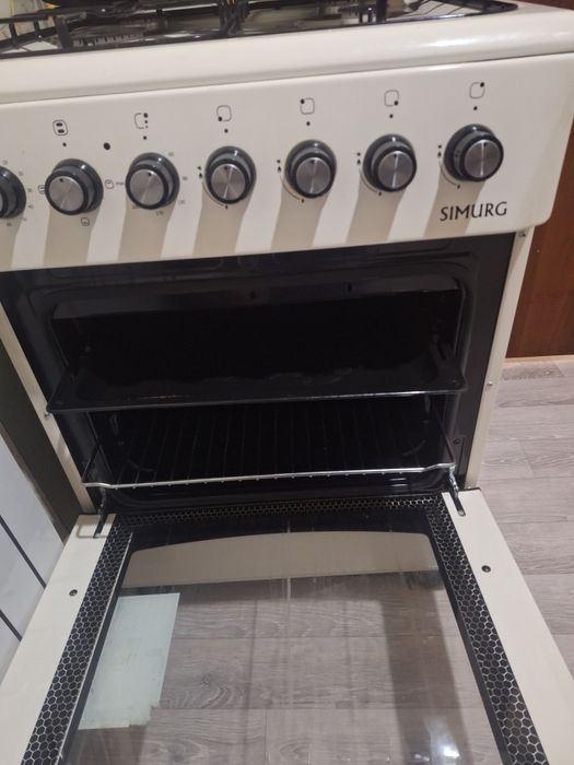 Продаётся   турецкая газовая плита.