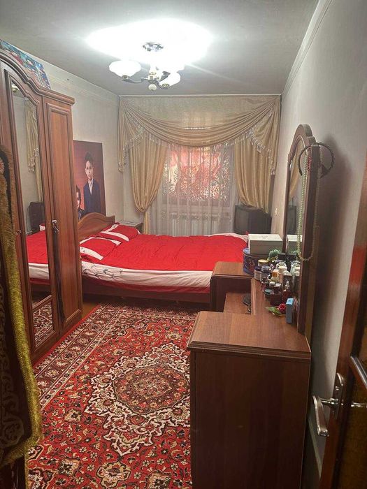 Продаётся 4х комн квартира на 2 этаже Ор-р Нихол кольцо