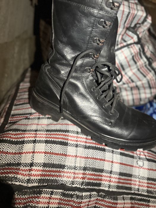Продам  берцы 42/43 размер