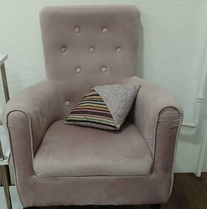 Продается кресло