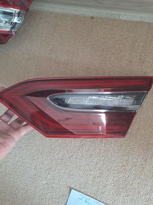 Продам задний фонарь Камри