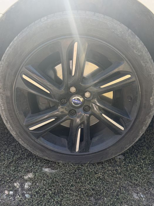 Volvo V40 Cross Country D2,Acte valabile