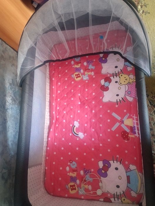 Продам Детскую кроватку.