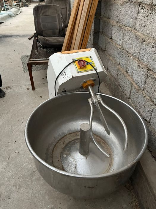 СРОЧНО! Тестомес 75 литр сатылады