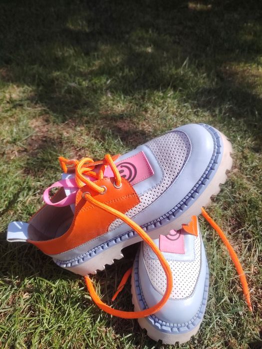 Обувки  обувани 1-2пъти. 37 номер