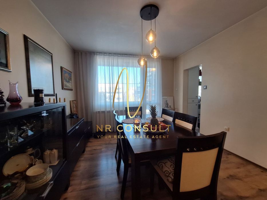 Продава се Многостаен апартамент в София, Изток - 200 кв.м за 2990 €/кв.м - Снимка #4