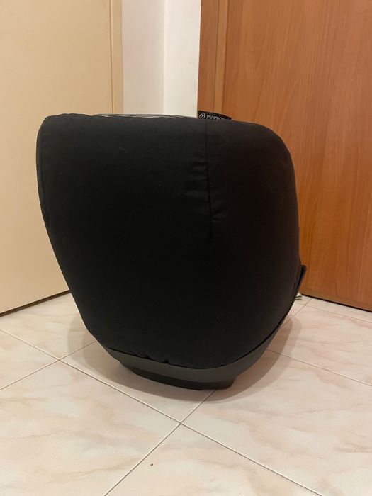 Столче за кола Maxi-Cosi Pearl с Isofix система FamilyFix