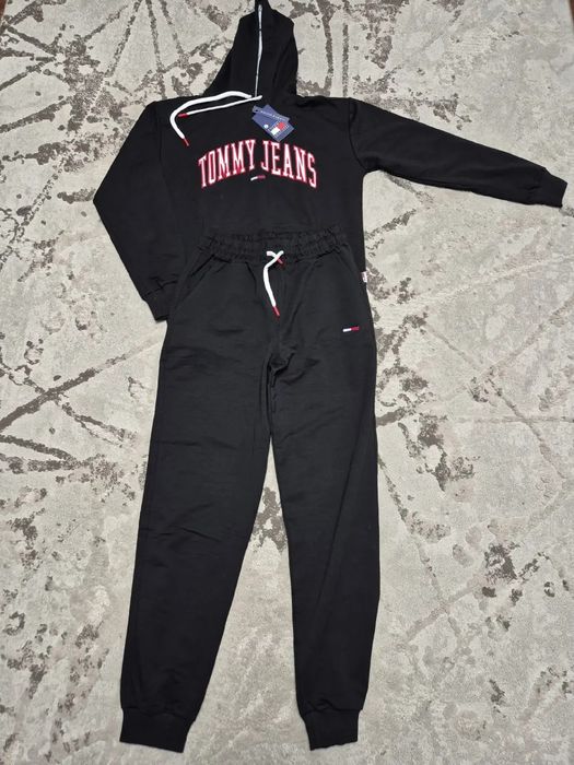 Treninguri de damă  Guess,TOMMY,Calvin Klein