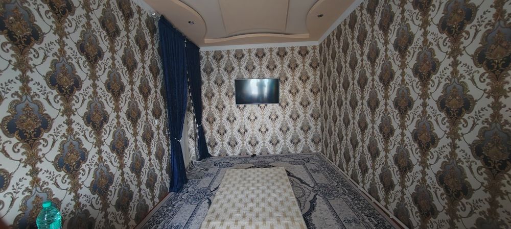 19-mik hovli hamma sharoitga ega