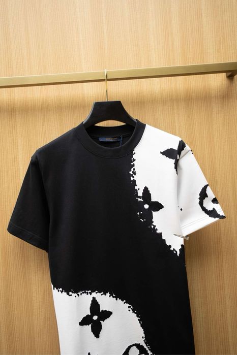 Tricouri  Louis Vuitton !