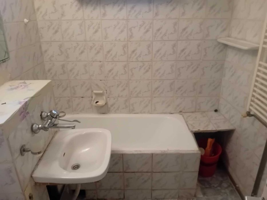 Ap 2 Cam 54np Maratei 1 decomandat etaj 4 pod boxa centrala termopan