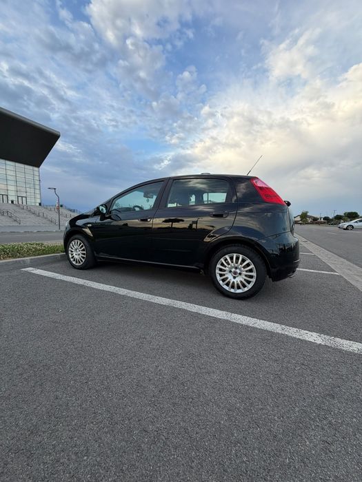 Fiat Punto 1.2 Benzină | 2009 | 65 CP | 192.448 km | ITP până în 04/2027