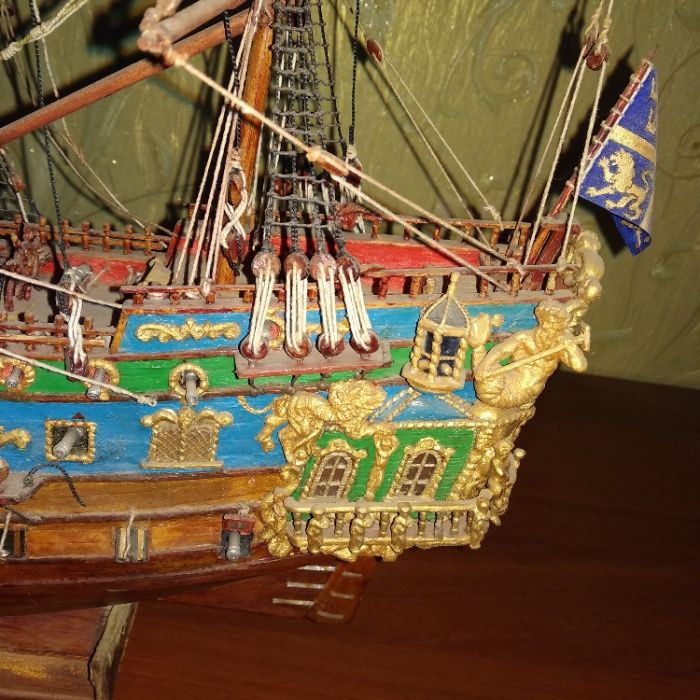 Продам копию парусника