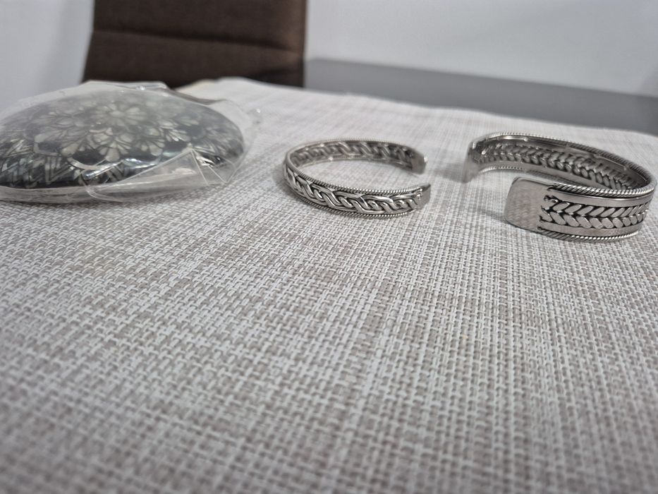 2 bratari inox stil thailandez executate manual si o catarama,