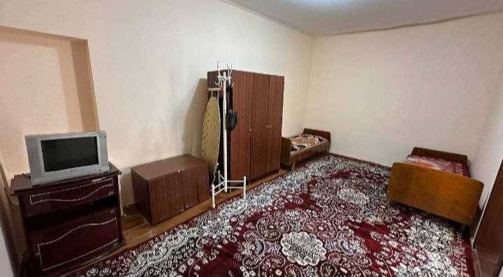 4 хонали, 1.3 сотикдан иборат булган ховли сотилади.