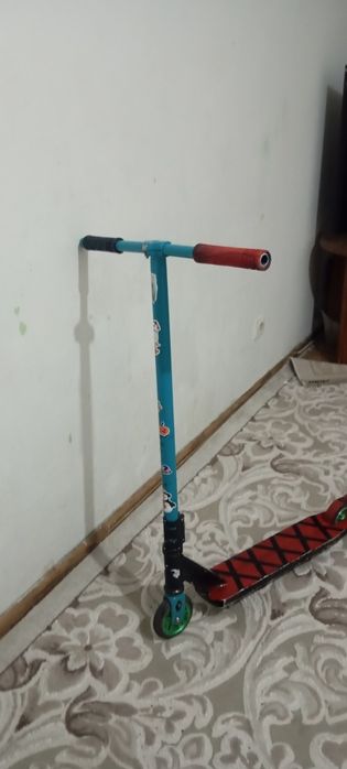 Продам самокат трюковой