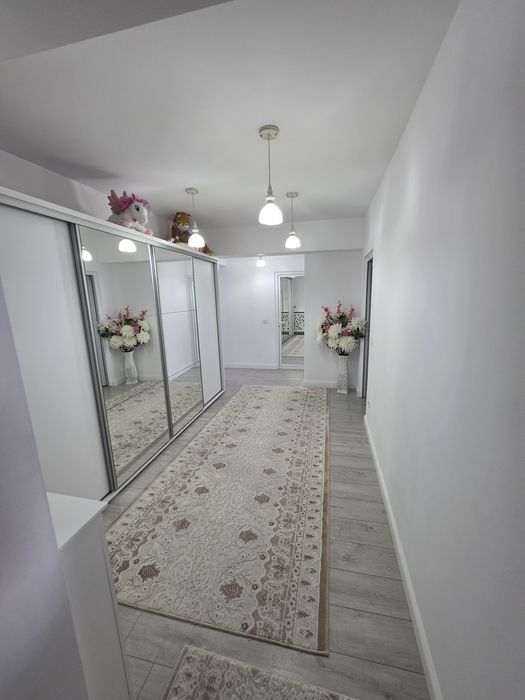 Apartament 3 camere.