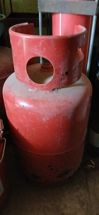 3 газовых балона