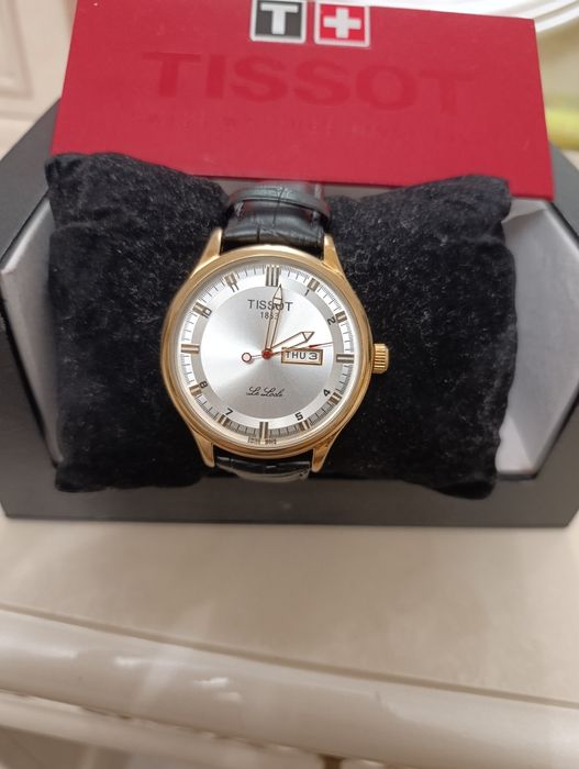 Продаются часы TISSOT 1853.