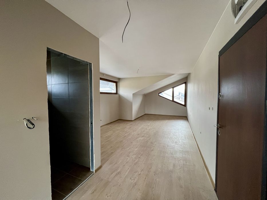 3-стаен апартамент в жил. сграда в район Пирин Голф край Разлог-Банско